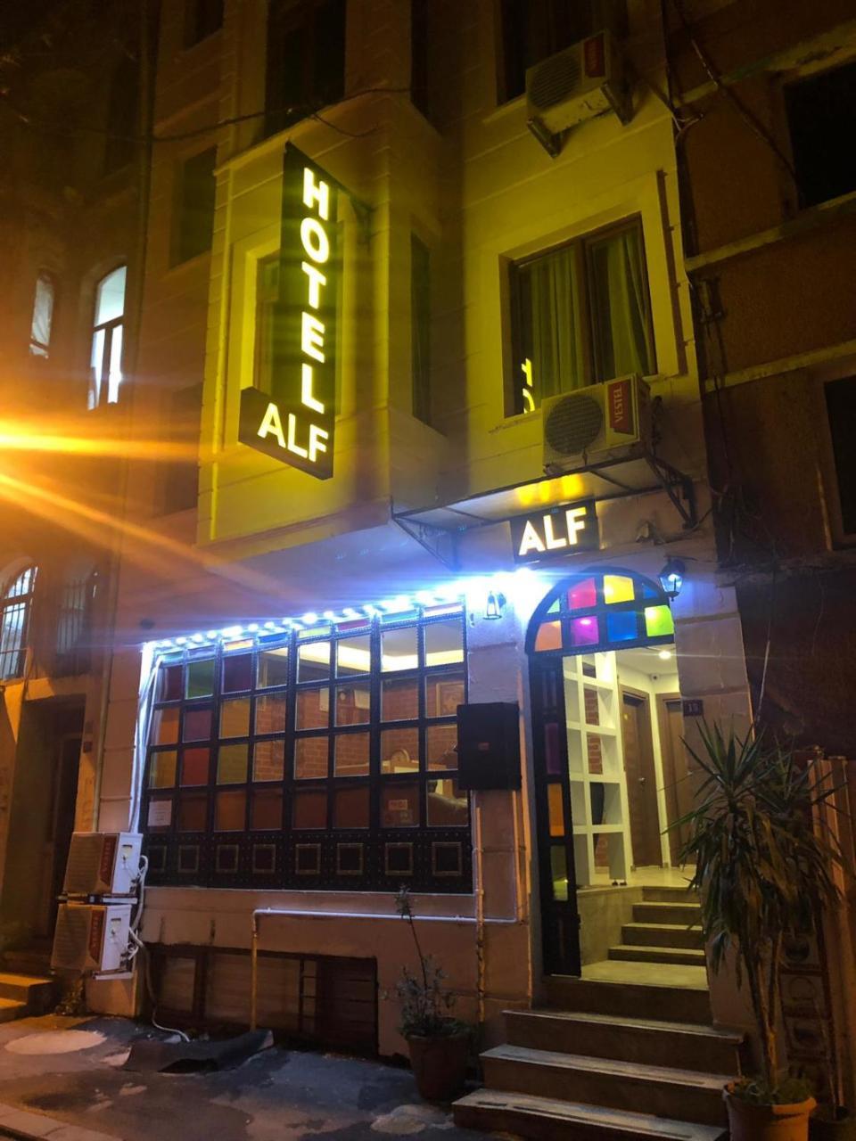 Alf Hotel Istanboel Buitenkant foto